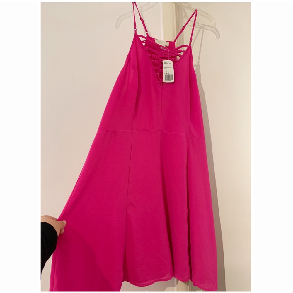 2x Hot pink dress